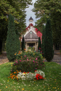 Grabpflege Leipzig - Einsatzorte / Friedhöfe ,Kapelle auf dem Friedhof in Sellerhausen